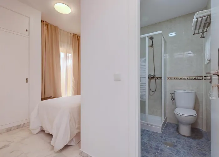 37 Estepona